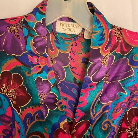 Victoria’s Secret Multicolor Short Robe Size P/S - Picture 4 of 7